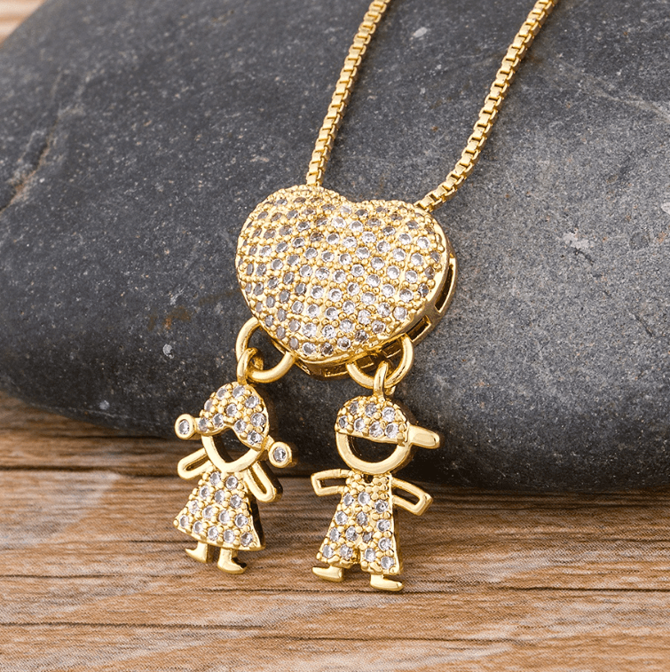 Colar Amor de Mãe em Forma de Coração Banhado a Ouro 18k