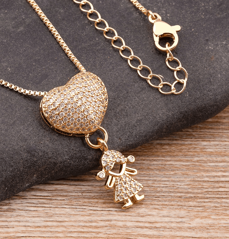 Colar Amor de Mãe em Forma de Coração Banhado a Ouro 18k