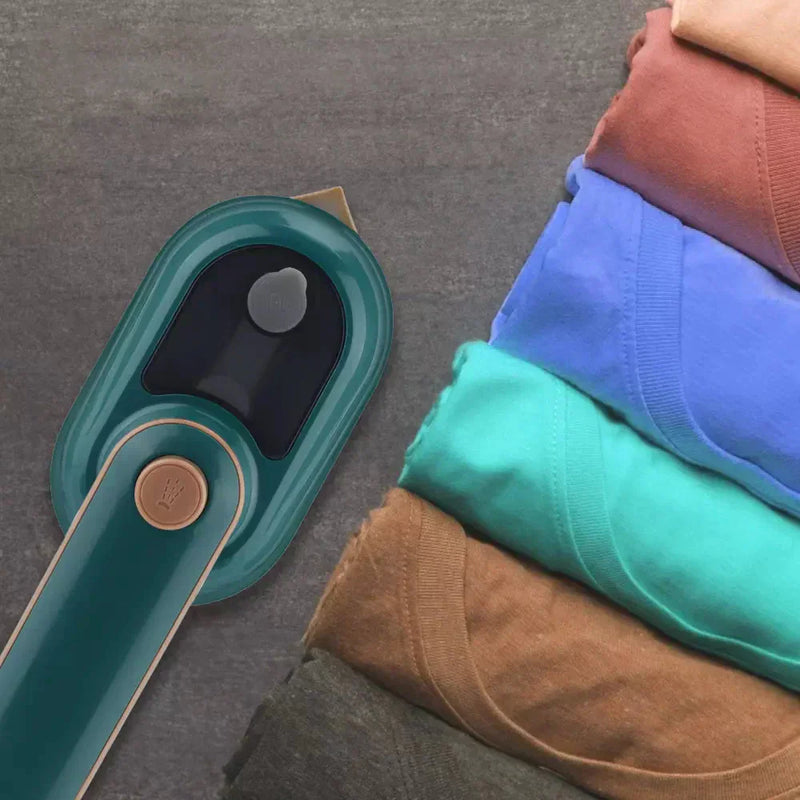 Mini Ferro de Passar Roupa Portátil 110/220v Antiaderente Suporte a Engomar Seco e Úmido
