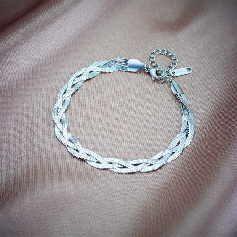 Pulseira Linha Tripla New York Sofisticação e Elegância